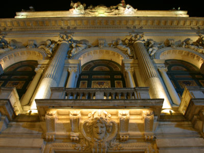 facade_theatre_moliere