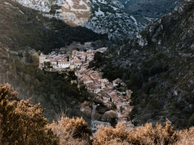 SAINT-GUILHEM-LE-DÉSERT EN MINIBUS AVEC O