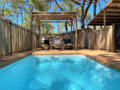 Camping La Tamarissière 4 étoiles à Agde - Cottage avec piscine privative