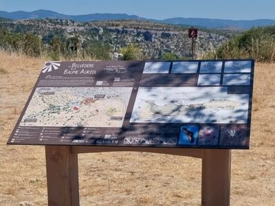 Panneau d'interprétation Baume Auriol