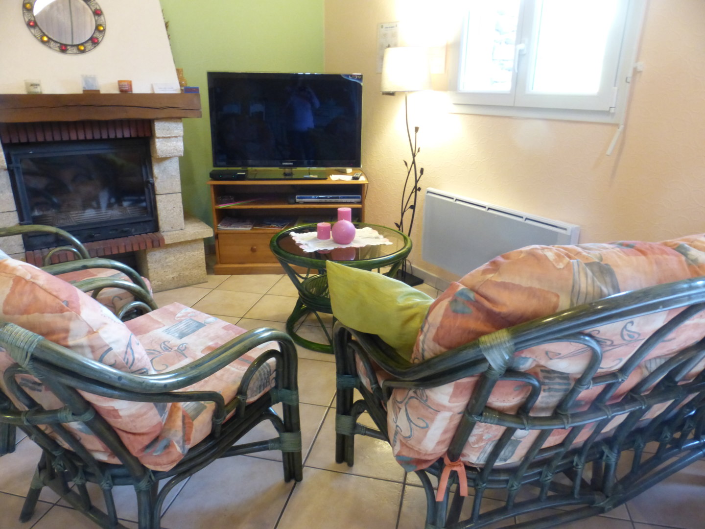 2 salon gite Pasco Meublé Bon Repos sur Blavet