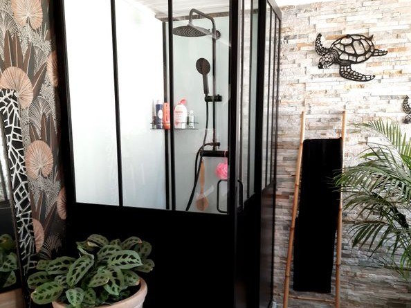 Ouvrir la diaporama Douche_Chambre d'hôtes-Scherer