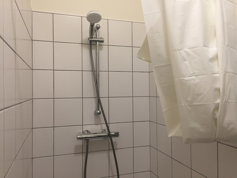 Ouvrir la diaporama Douches-gite-Ty-Bris-Bon-Repos-Sur-Blavet