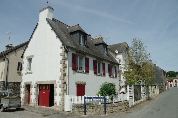 Gite-rue de l'église_ Gouarec