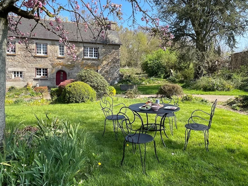 Jardin_Gite Madeleine_Kermarch_St Nicolas_du_Pélem