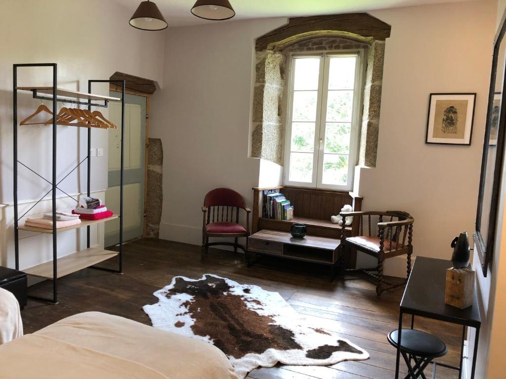 Ouvrir la diaporama chambre_Manoir_Botcol3_St_Nicolas_du_Pélem