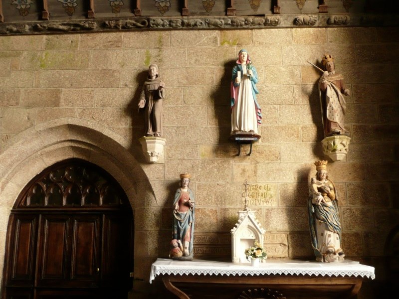 Kergrist Moelou