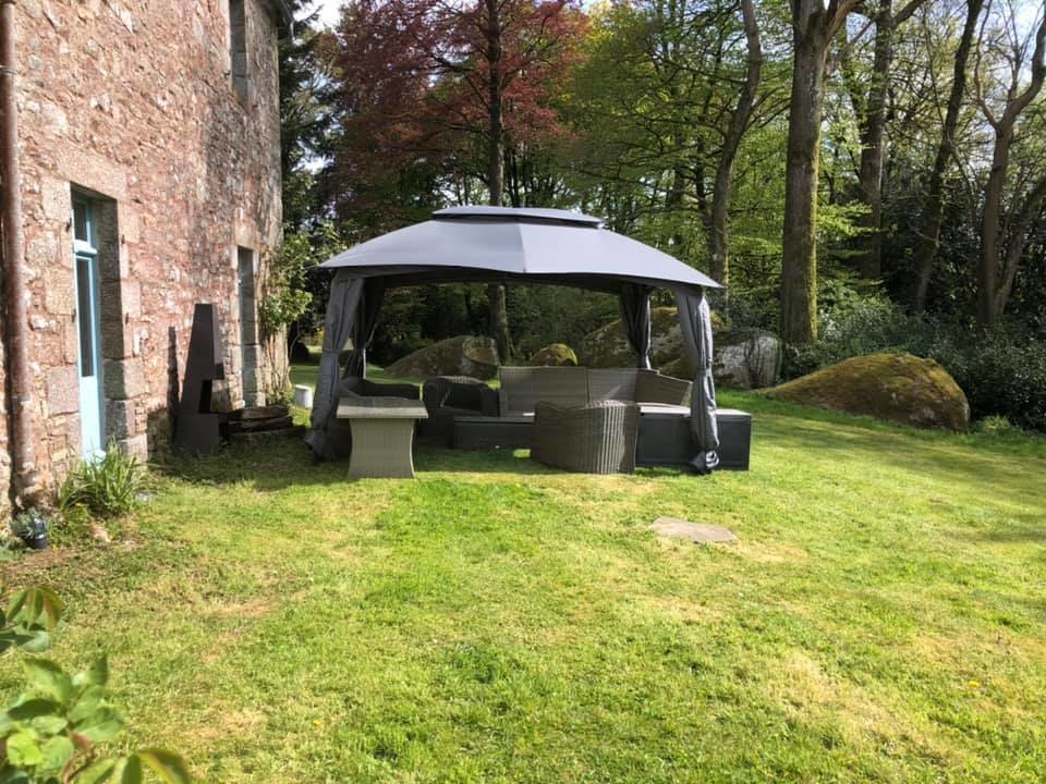 Ouvrir la diaporama terrasse_Manoir_Botcol_St_Nicolas_du_Pélem