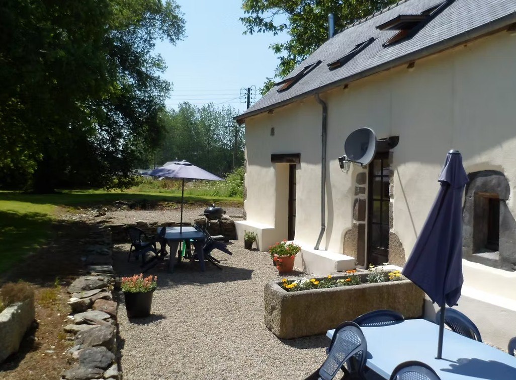 Ouvrir la diaporama terrasse_gite_marie-Kermarc'h_St Nicolas_du_Pélem