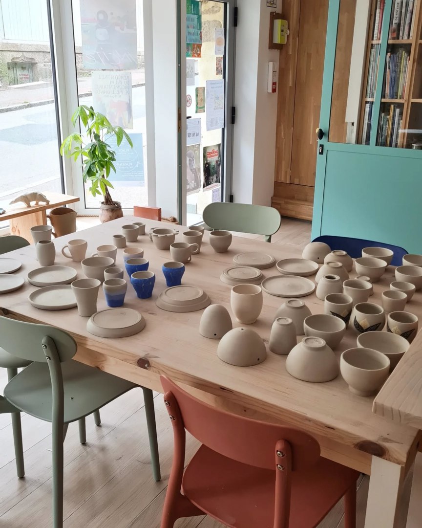 Atelier Kiwano, Rostrenen