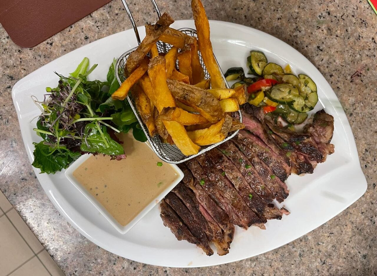 Ouvrir la diaporama Le Diss', Restaurant à Plouguernével