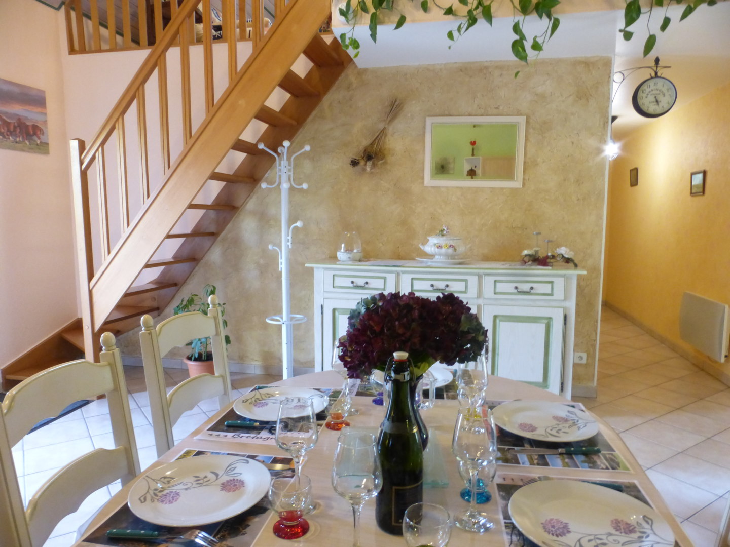 Salle à Manger Gite Meublé Pasco Bon Repos sur Blavet