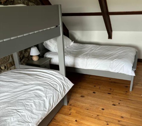 chambre2_la_paix_pempoul_Locarn