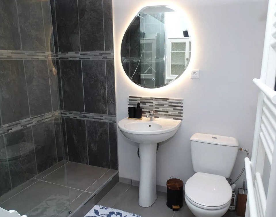 salle_deau_Chestnut house