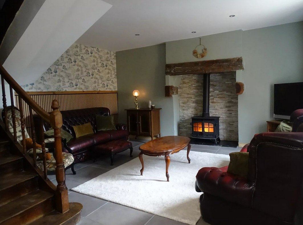 salon_Chestnut house