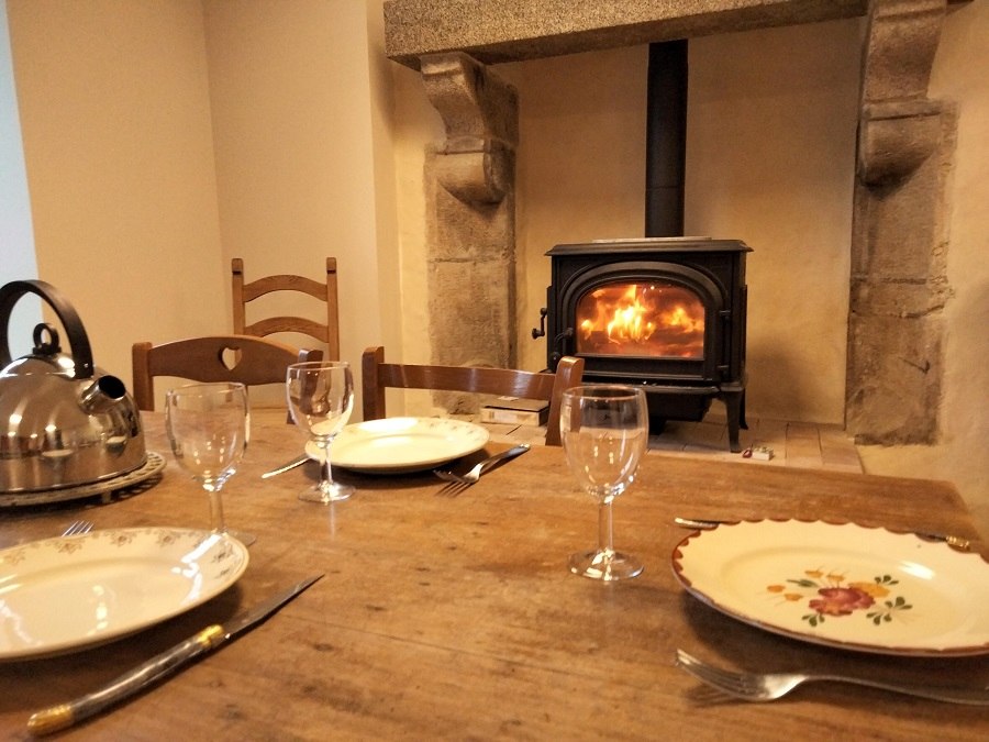 Ouvrir la diaporama Avant le repas auberge a la belle étoile_Mellionnec