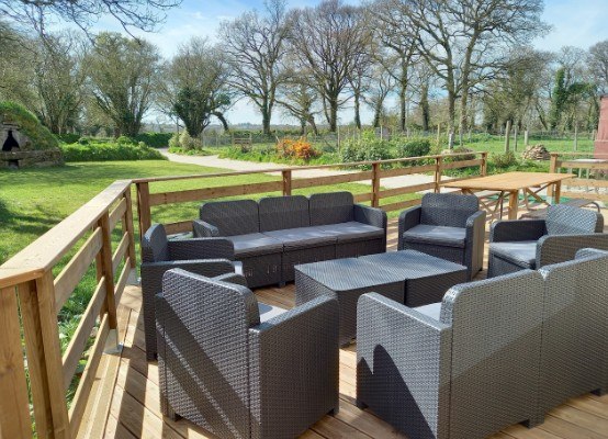 Ouvrir la diaporama Terrasse_Gîte Savean_St Nicolas_du_Pélem