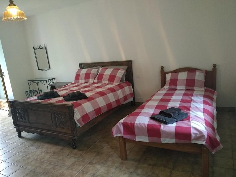 Ouvrir la diaporama chambre2-le-botcol-Plouguernevel-Kefuss