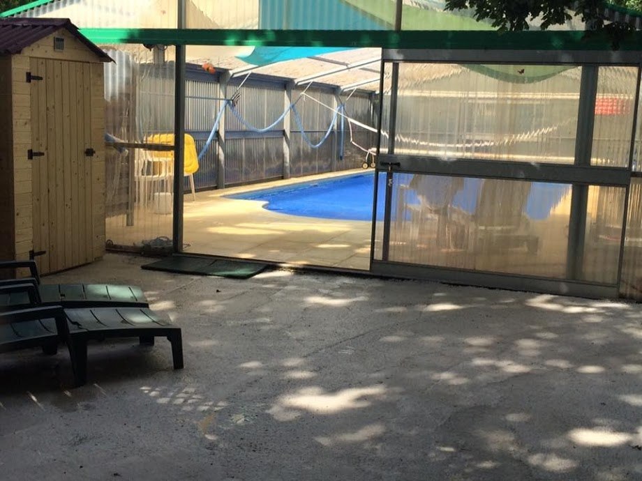 Ouvrir la diaporama terrasse piscine 2