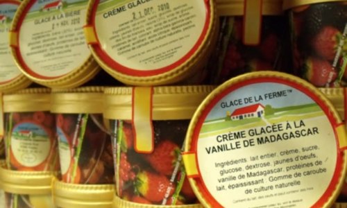 Glace de la ferme