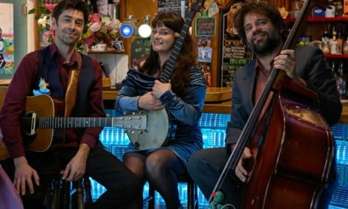 Brunch d'ouverture, jeux & concert au Pont Ar Len Café!