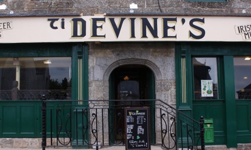 Ti Devine's