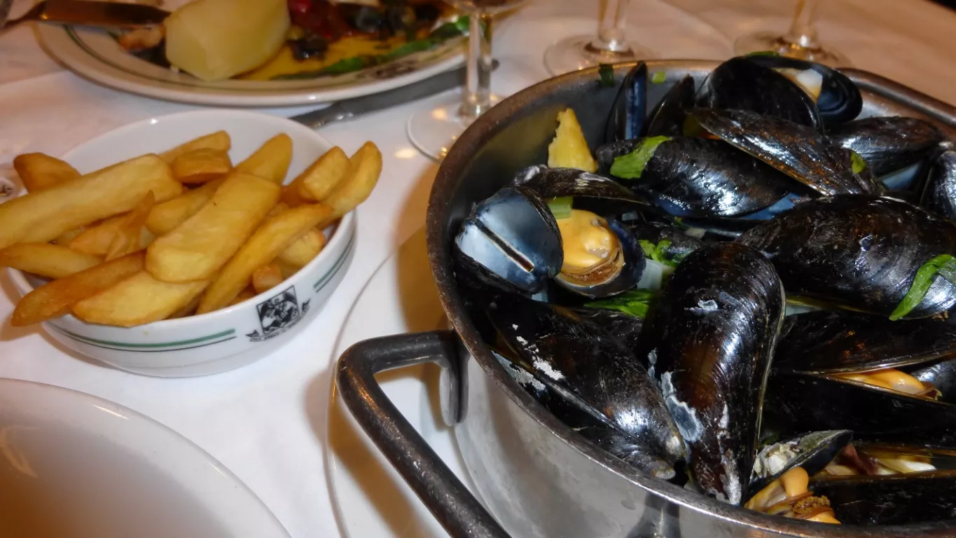 Soirée moules-frites dansante Le 22 fév 2025