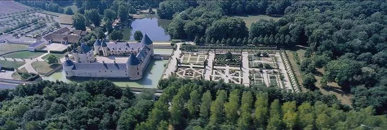 Château de Chamerolles, CHILLEURS-AUX 