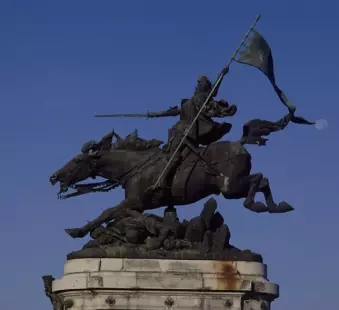 Les Jeudis du patrimoine : La statuaire publique, l’exemple de monuments à Jeanne d’Arc