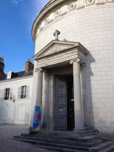 Visite du temple d'Orléans