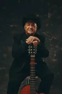 Eliades Ochoa