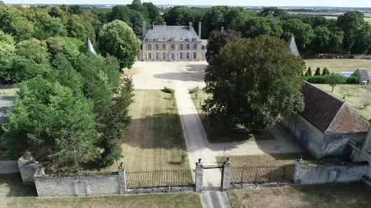 Promenade visite au château de Denainvilliers