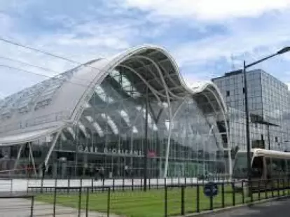 SNCF Réseau : Le poste 2 d’Orléans vous accueille pour vous faire découvrir le métier d’aiguilleur !