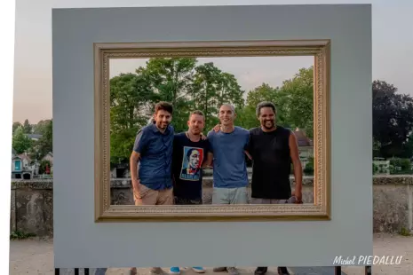 LA VIE D'ARTISTE - ENCLUME TOUR