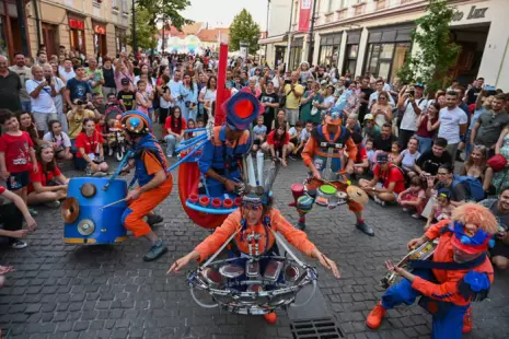LES TRANSFORMATEURS ACOUSTIQUES
