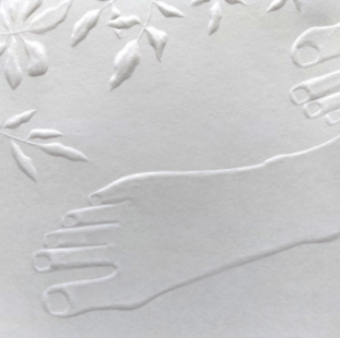 Animation “Gaufrage - Blanc sur blanc”