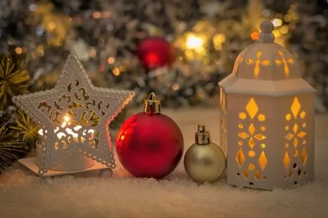 Noël au manoir : Tout en dentelle