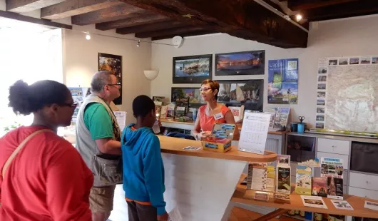 Châteauneuf-sur-Loire Tourist Office