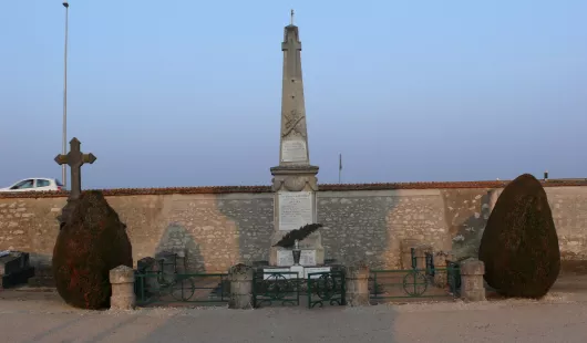 Monument ossuaire commémoratif du conflit de 1870
