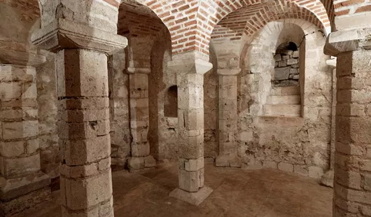 Crypte Saint-Avit