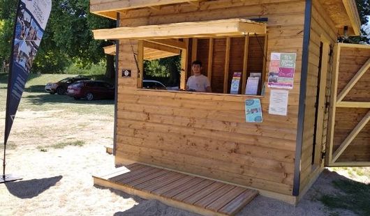 Office de tourisme Terres de Loire et Canaux - Bureau d'accueil touristique au kiosque de Châtillon-