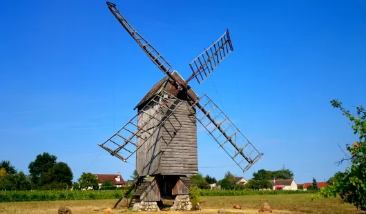 Moulin aux oiseaux - moulin à vent