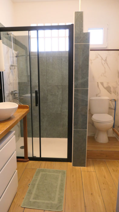 salle de bain privative douche italienne et wc