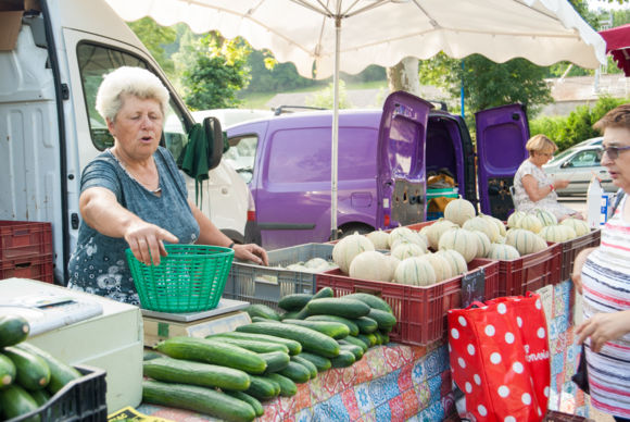 Marché de producteurs de Montaigu de Quercy_Montaigu-de-Quercy