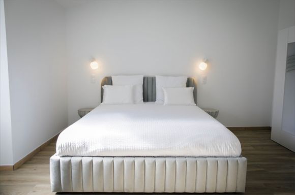 Suite 1 - lit 180