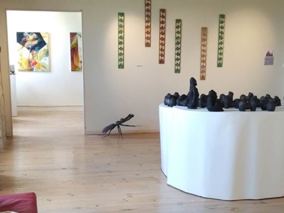 Espace Points de Vue (espace expositions/vente)