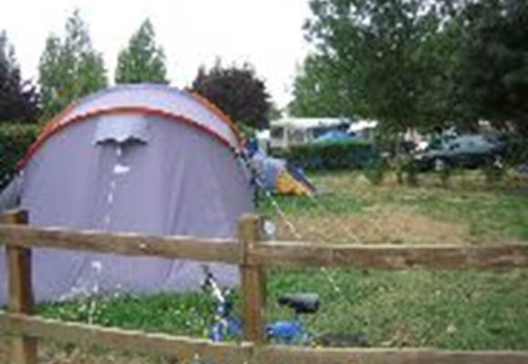 Camping Le Lomagnol - Beaumont-de-Lomagne - Tourisme Tarn-et-Garonne