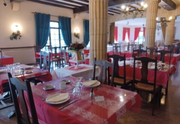 Restaurant de l'Hostellerie du lac_L'Isle-Jourdain