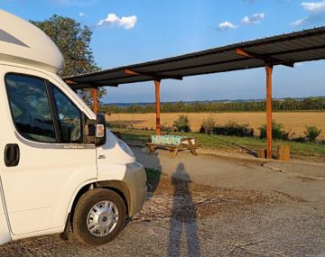 Zona de aparcamiento para autocaravanas 