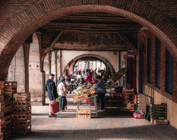 Market Beaumont de Lomagne 